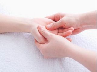 ハンドトリートメント(マッサージ)