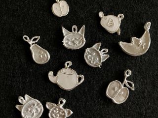 かわいらしいペンダントトップや指輪を作ることができます♪