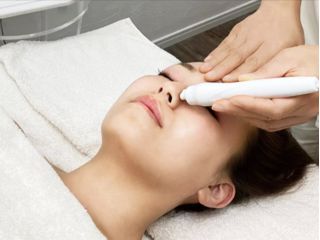 今人気のハイドロスプラッシュで毛穴黒ずみごっそりoff&水素水の力でツルピカ洗浄!