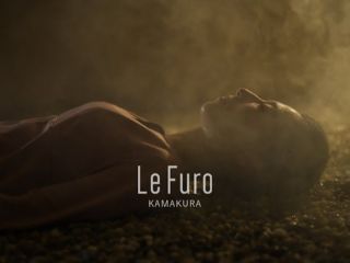 約40℃の玉石の上に身を委ね、ミネラルミストを浴びる。大きく呼吸することで、その効果は広がってゆく。至福のお時間をお過ごしください。