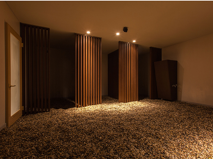 Toji��B������̓~�X�g������O�̎ʐ^�ł����A���ۂ̓~�X�g�����ł��܂��̂ŁA���������������������Ă��܂��B