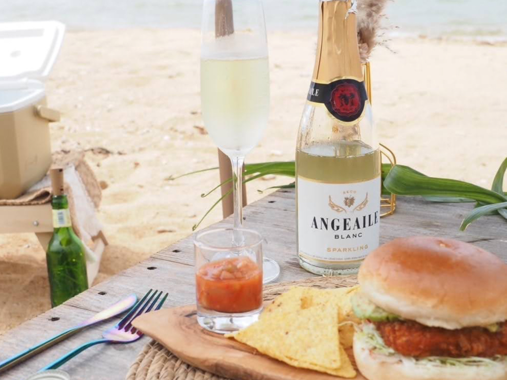 爽やかな海風を感じながらゆったりブランチ