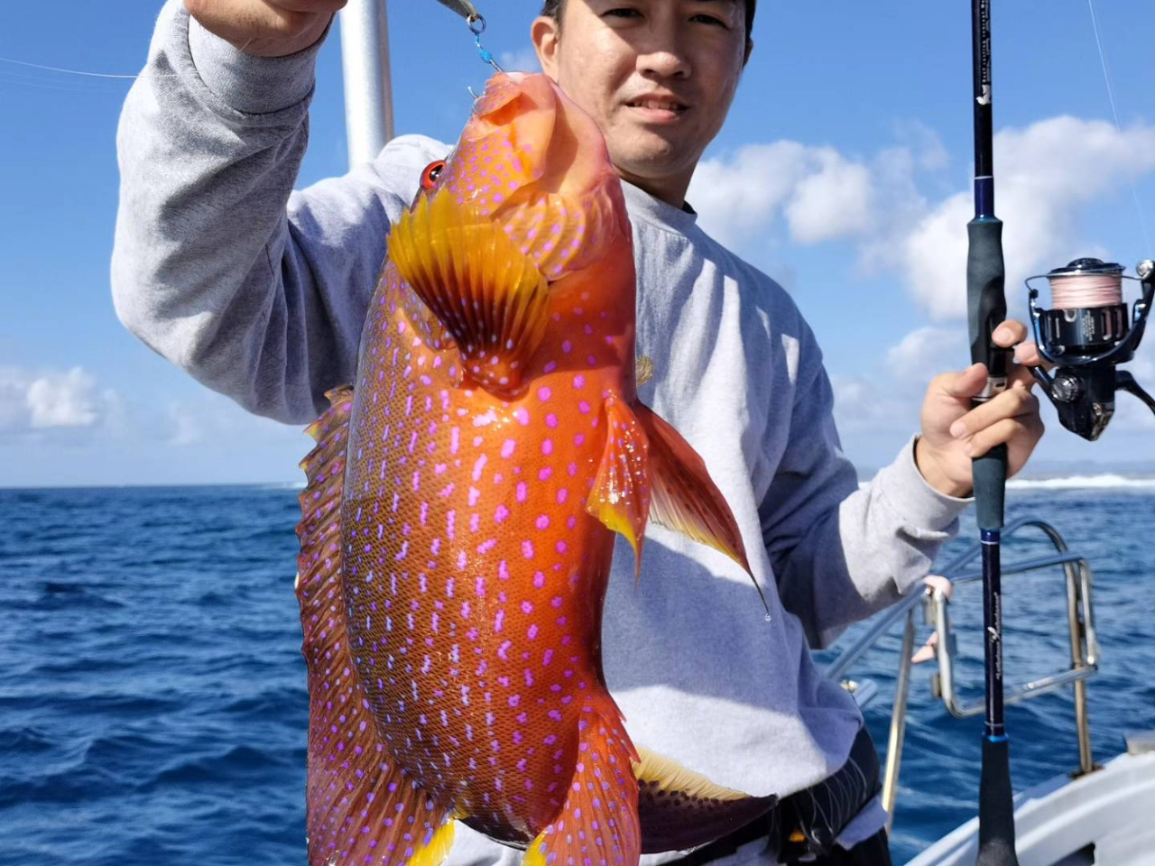 完全貸切！】テンヤ釣り（3時間）☆アカジンなど大型高級魚を狙います 