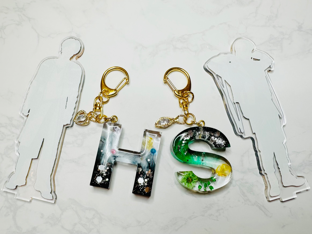 SixTONEŜqlBANX^QŃJ̃CjV`[bXɂXB