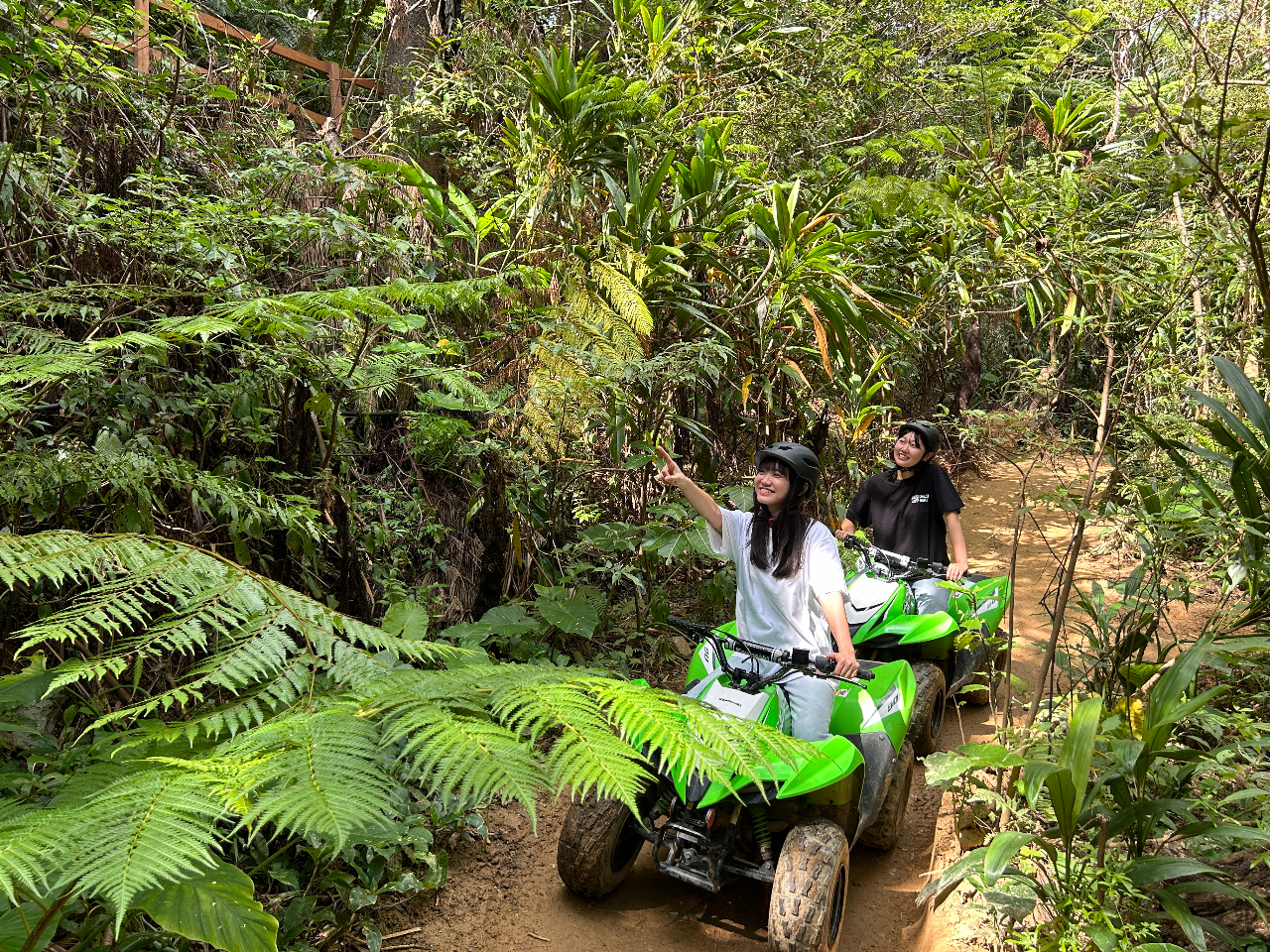 まさに非日常体験☆バギーに乗って気持ちの良い空気の中でストレス発散☆