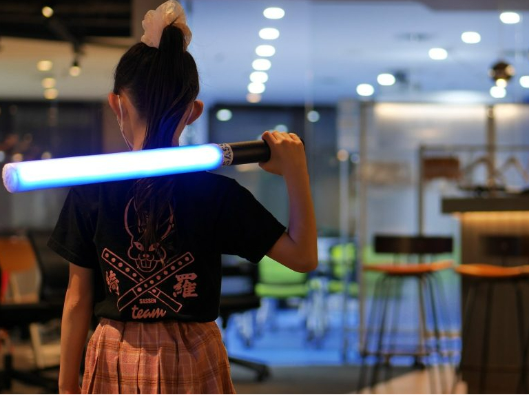 q̎qINEʖ킸Ay߂X|[cł