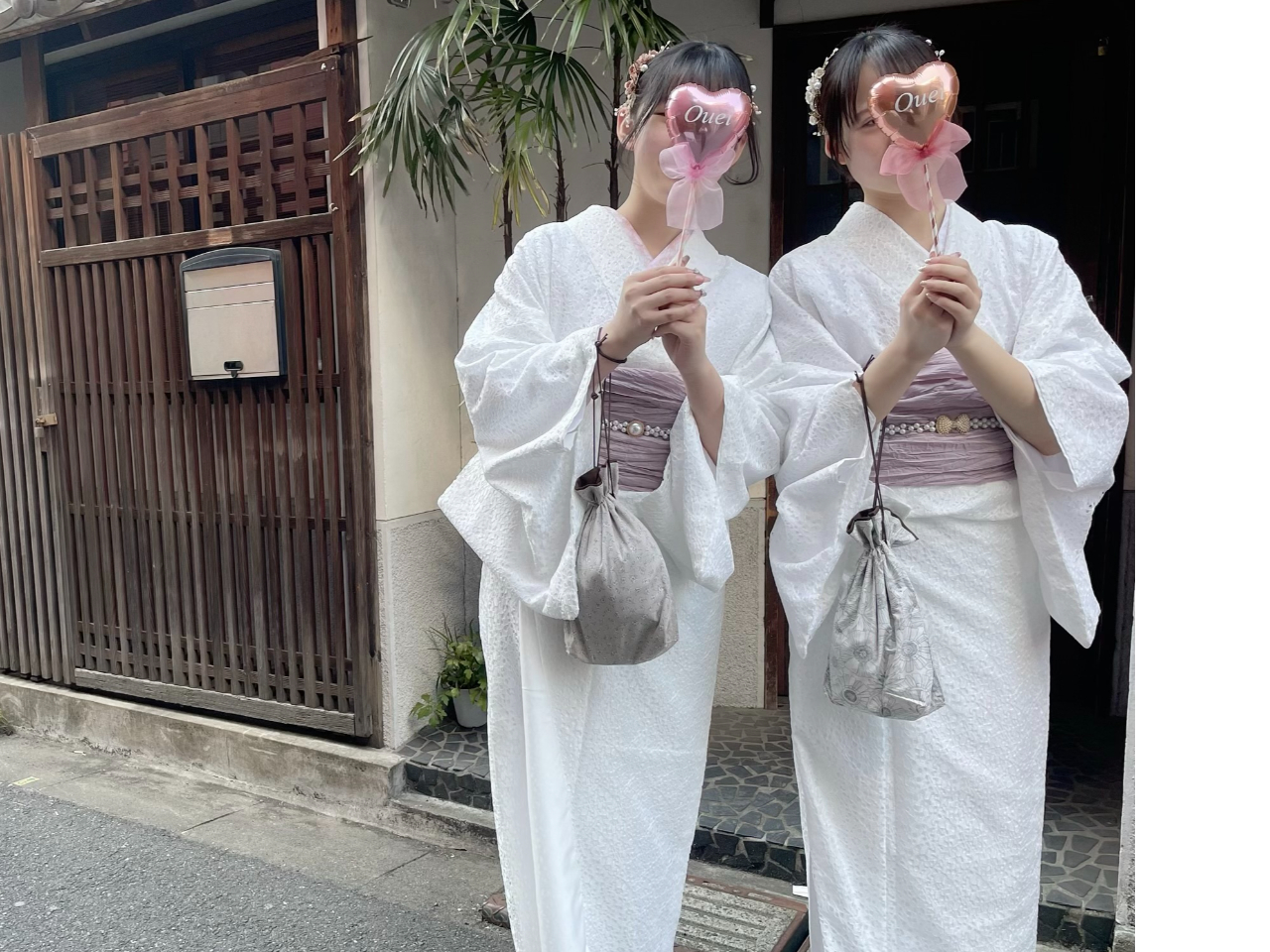 レースで涼しげに花火観戦できます♪