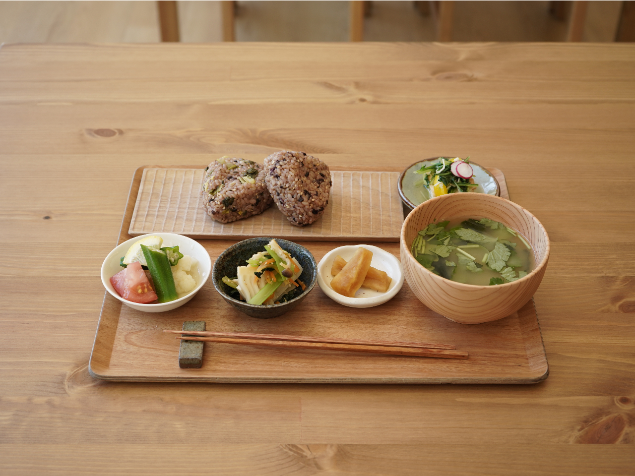 ���ɂ���v���������������{���΂񂴂��Z�b�g�A���D���Ȍ��Ă��ɂ���2��