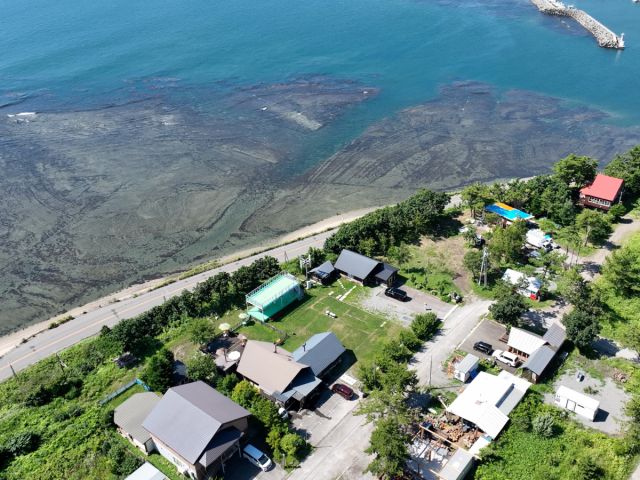 海と森に囲まれた丘の上にございます♪津軽海峡を一望できるキャンプ場です!