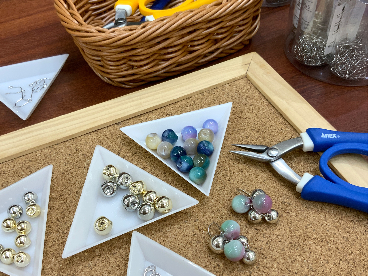 XׂẴr[Ygpł܂BBe[W̃r[Y舵Ă܂