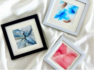 アルコールインクを使って自分だけの作品を作りましょう♪