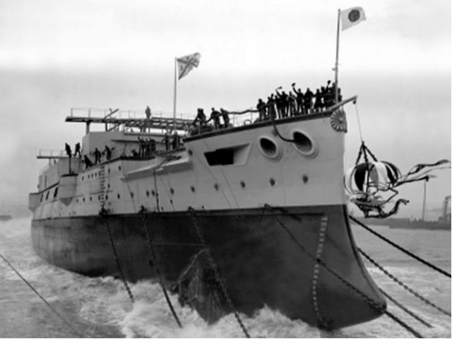 ぜひ歴史深い記念艦「三笠」へみなさまお越しください♪