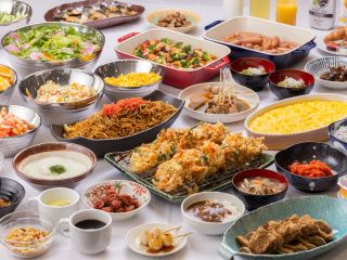 人気の朝食ビュッフェはリピーターも多数