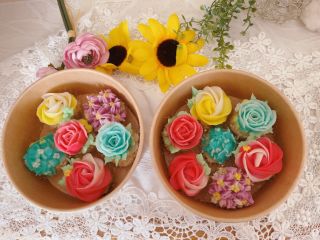 見ても大満足!とっても可愛い玄米花おはぎ♪女性におすすめです!