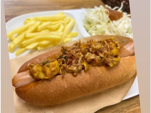 ランチイメージ♪南牧村Big Momのパキスタンドッグ(注:ポテト、サラダは付きません)