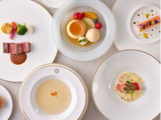 前菜・スープ・魚料理・肉料理・デザートのフルコースをお楽しみいただけます♪