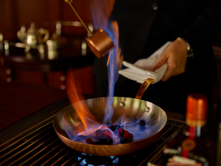 TƂđl̕ɂ̓fU[guN[vV[bgv ɃAbvO[hBڂ̑OŃT[rXX^btdグfU[gЊԋ߂łB