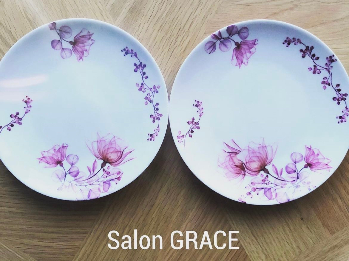 ご自身用にはもちろん、プレゼントにもおすすめです。 ご希望でイニシャルも入れる事も可能です。