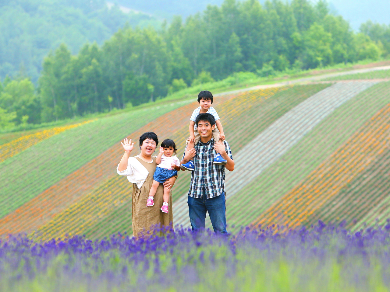 8月~夏の思い出ファミリーフォト【富良野の大自然で家族写真】・*¨*・.・♪