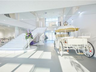 清潔感のある館内にはカフェやお土産ショップもご用意しています☆