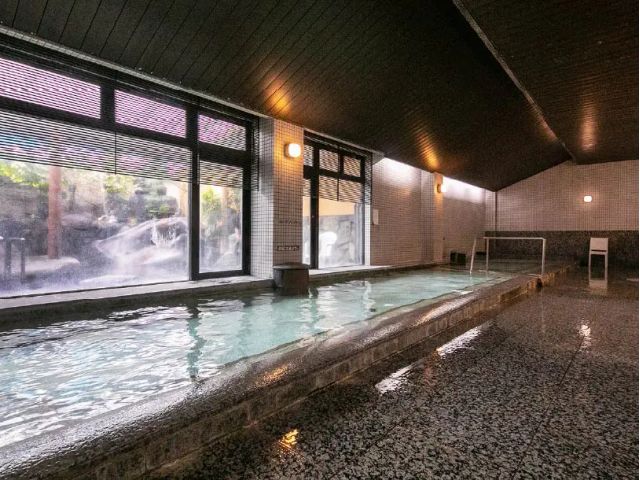 【千歳の湯】内湯でかっぱの湯とつながっています。