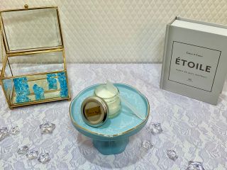 【アロマハンドクリーム】エッセンシャルオイル(精油)25種の中から好きな香り2~3種選び調香。 ブレンドした香りと天然植物油、シアバターを使って1個作成