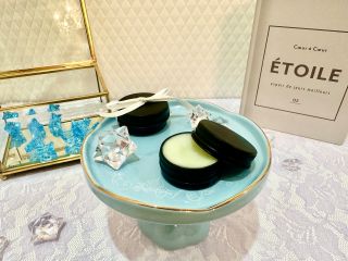 【アロマ練り香水】エッセンシャルオイル(精油)35種の中から好きな香りを3〜6種選び本格調香 ブレンドした香りとホホバオイル、ミツロウで練り香水を1個作成。