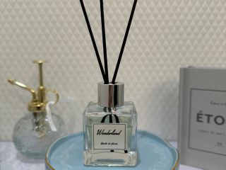 【アロマディフューザー 】エッセンシャルオイル(精油)50種の中から好きな香り6〜8種選び調香。 ブレンドした香りとアルコール、グリセリンを使用