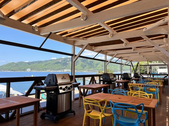 店内風景 海を眺めながらBBQをお楽しみ頂けます