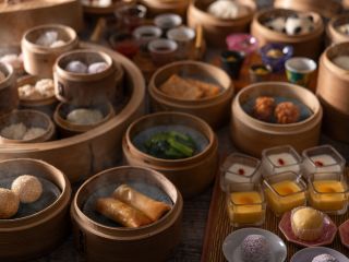 季節の料理と飲茶ランチオーダービュッフェ