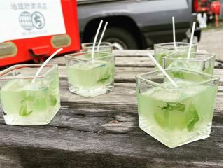 ご家庭で不要になった油を使用したキャンドル作りです