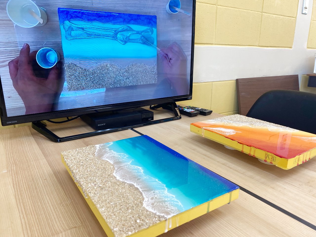 ひとつひとつ動画で丁寧にご説明させていただきますので、ご安心してレジンアート体験を行っていただけます。