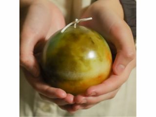 好きな色を選んで自分だけのキャンドルを制作