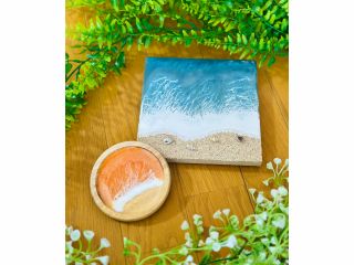 実用的に使えるコースターとお部屋に飾りやすいサイズのミニボードがセットになったコースです♪