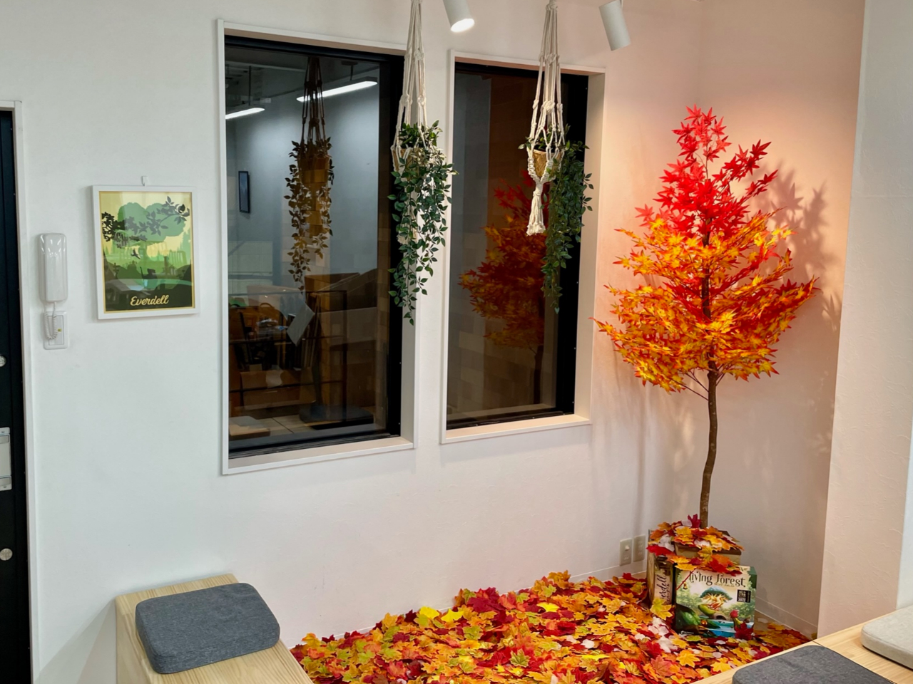 �G�ߊ��̂���f�B�X�v���C�������ł��ƂĂ�����₷���I�Y��Ȃ��X�ł���