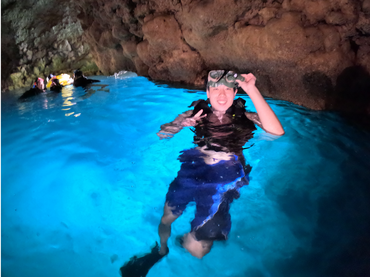 青の洞窟も独り占め!!