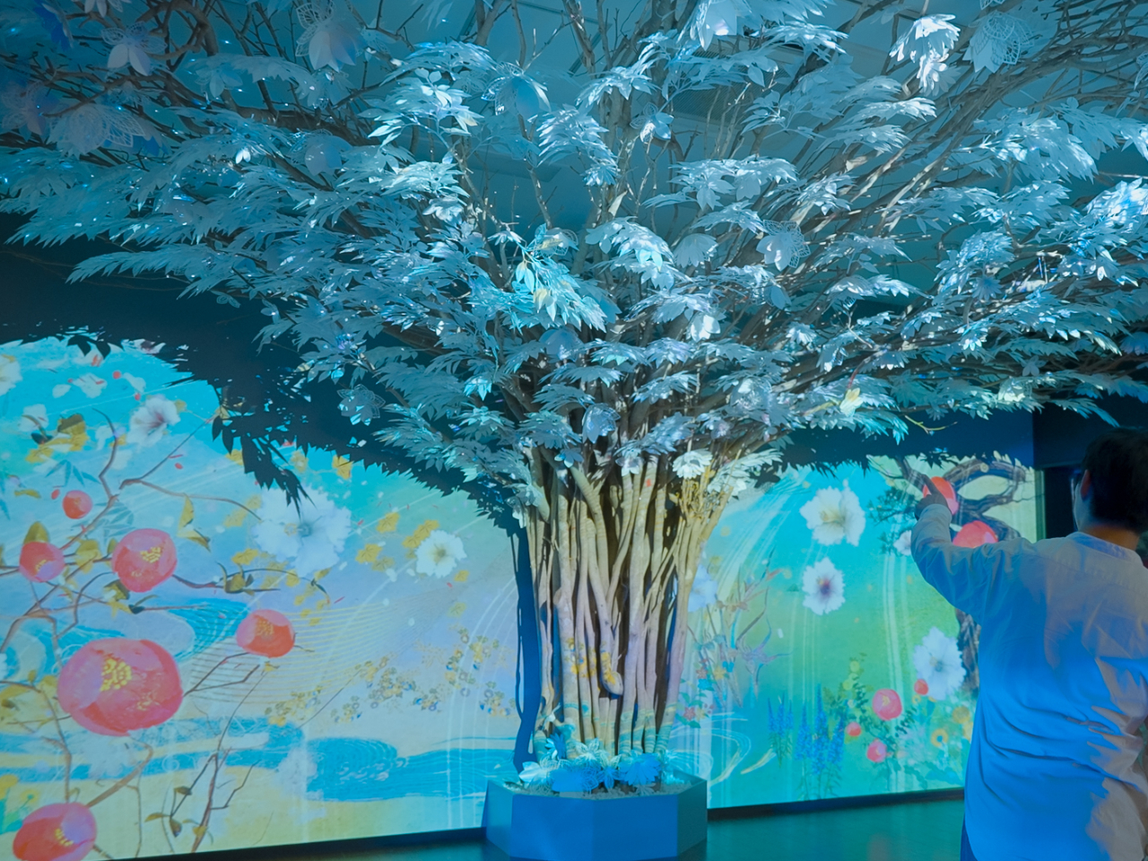 yNAKEDԌiFz̃eNmW[ƃG^[eCggݍ킹AԂ₵̌_łuԉvIlG܁X̕iyނƂł܂B