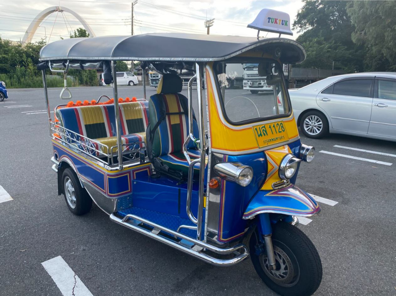 【千葉・館山・南房総】☆リゾート感抜群のトゥクトゥクレンタル1時間プラン♪ 友達...