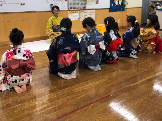 đO͏wqɑD]BߒtbXJÂĂ܂B