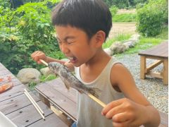 自分で釣った魚を塩焼きで食べると最高です♪