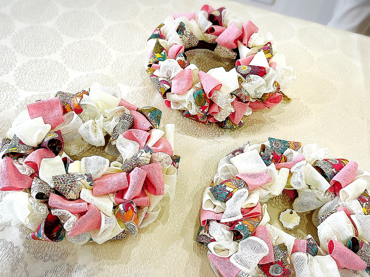 リバティプリントもすてきです。