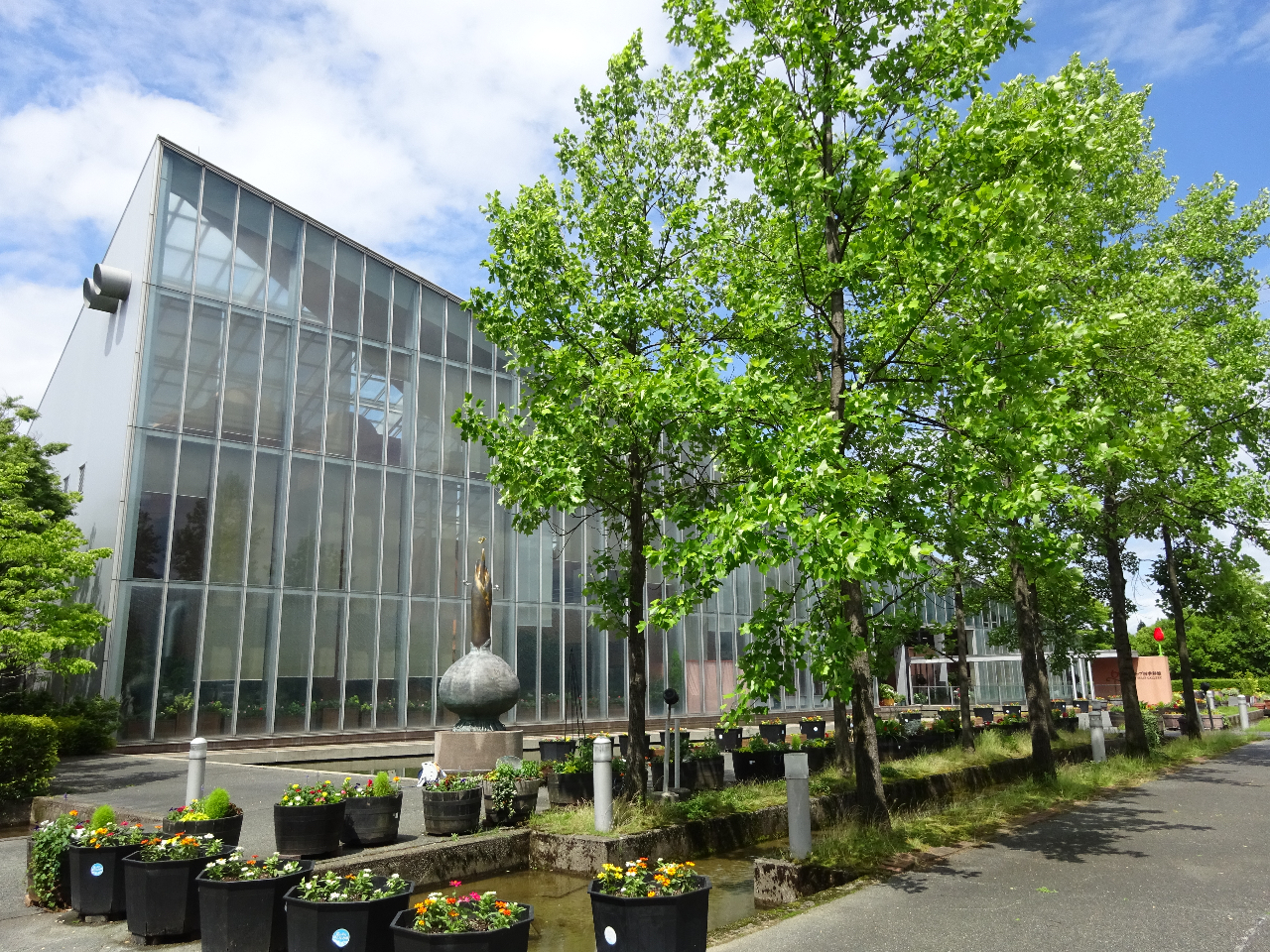 �`���[���b�v�l�G�ʊف@�O��