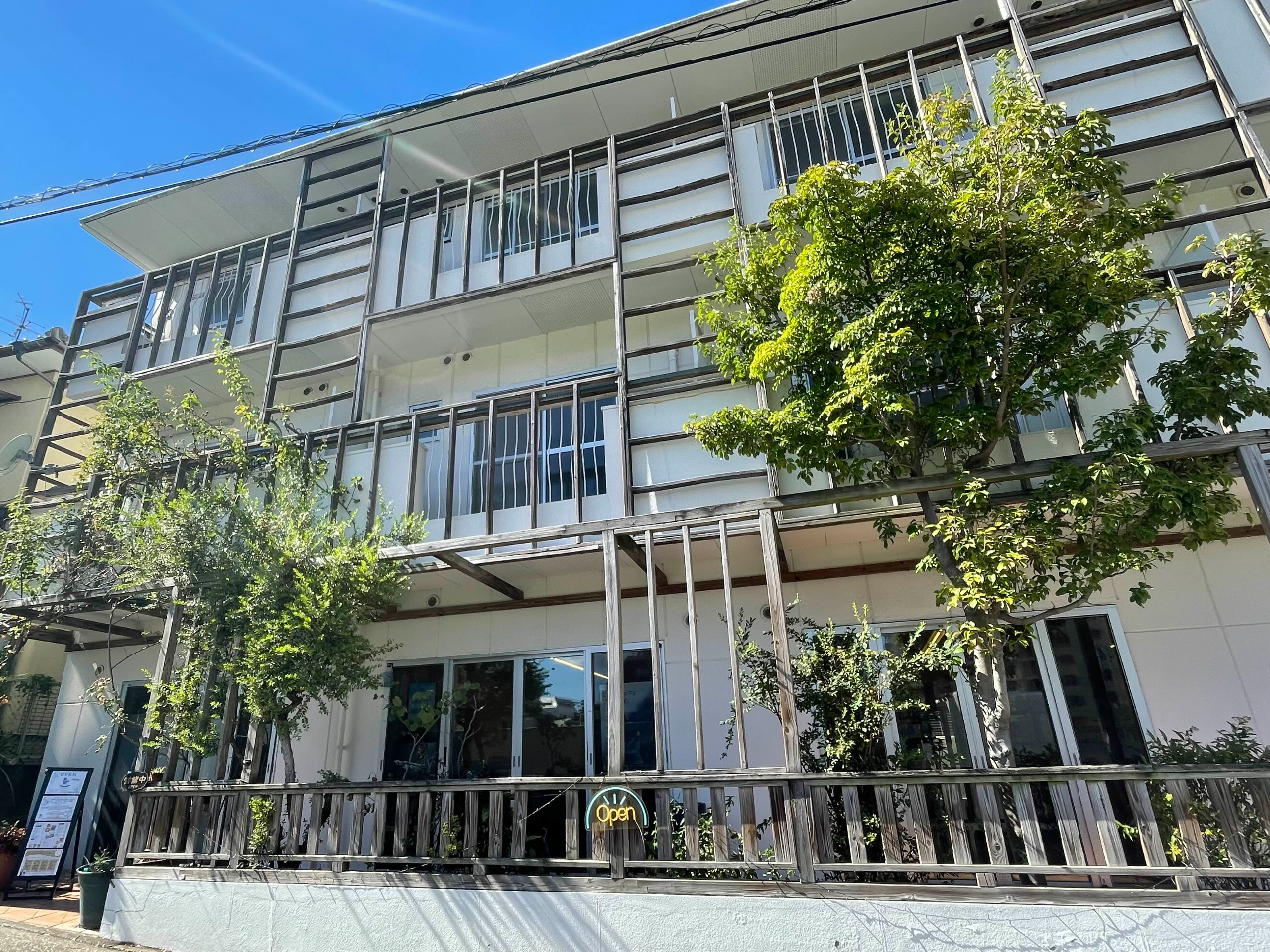 112NɂȂ܂IJtFo[ǃ{[hQ[VׂꏊƂȂĂ܂KXȂ̂Œ̗lqĂƂĂ₷łI