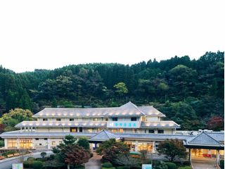 青井岳温泉外観