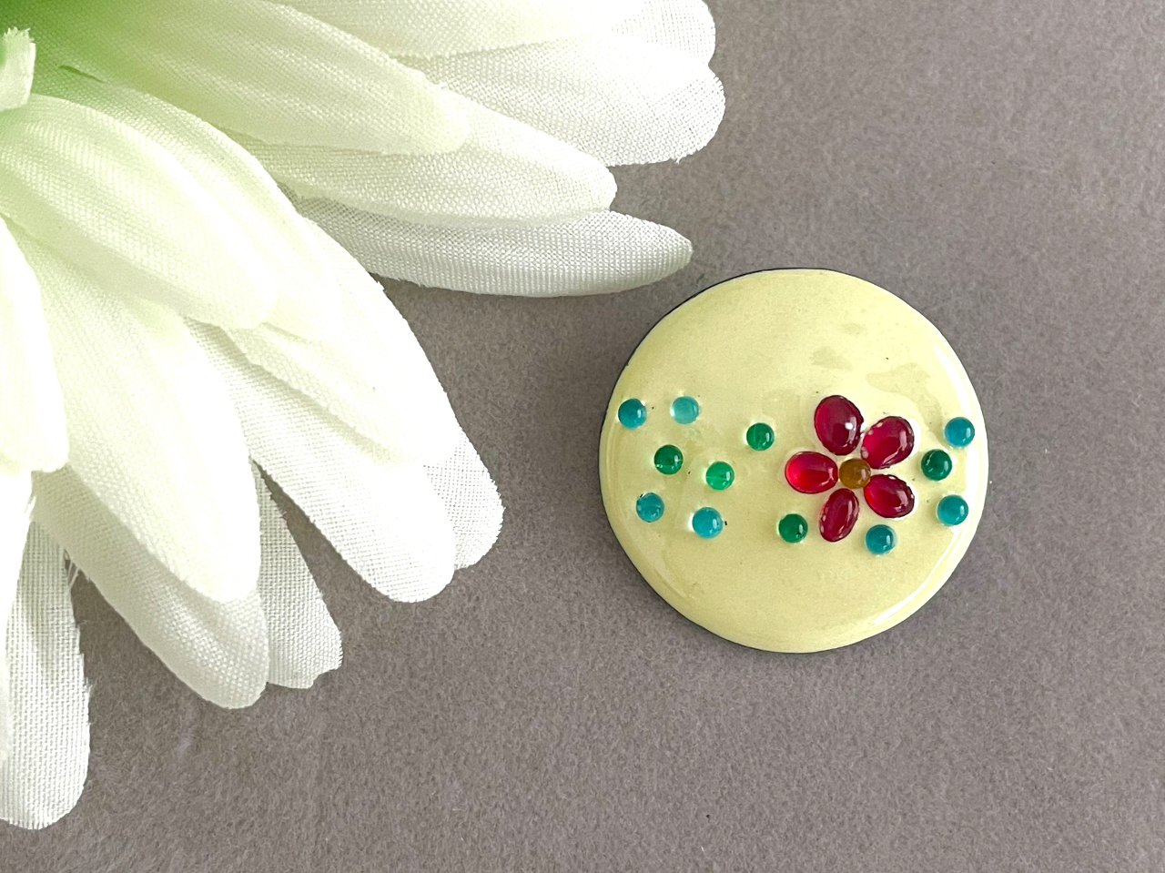 ��i��F�����֖�ɃK���X�r�[�Y���قǂ������u���[�`