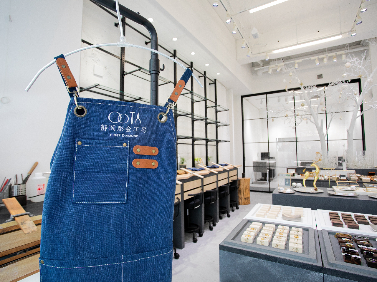 FJtȃGv玩̍D݂IŎʐ^f