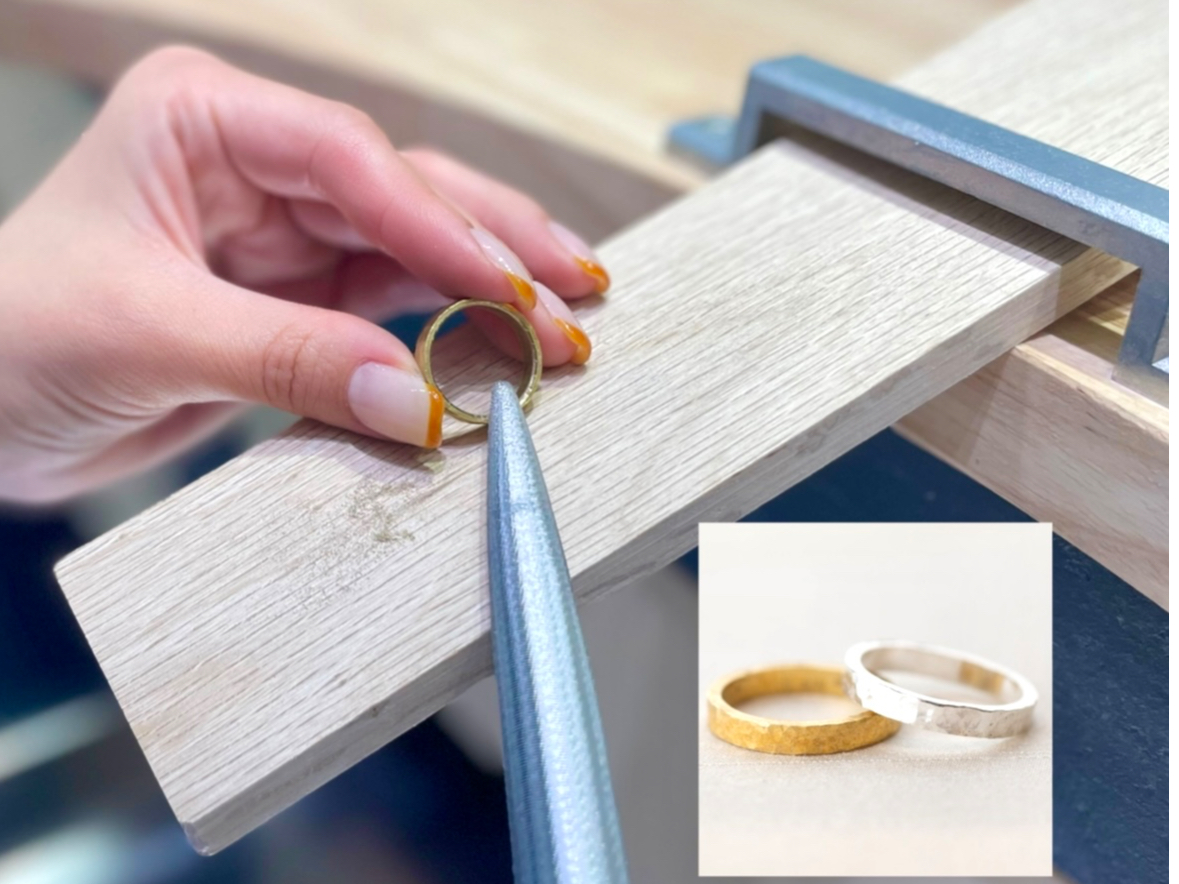 お好みの金属素材をご自分で加工して、手作りペアリングなどを作ることができます。手作りリングは忘れられない思い出をとじ込めた、かけがえのないジュエリーになります。