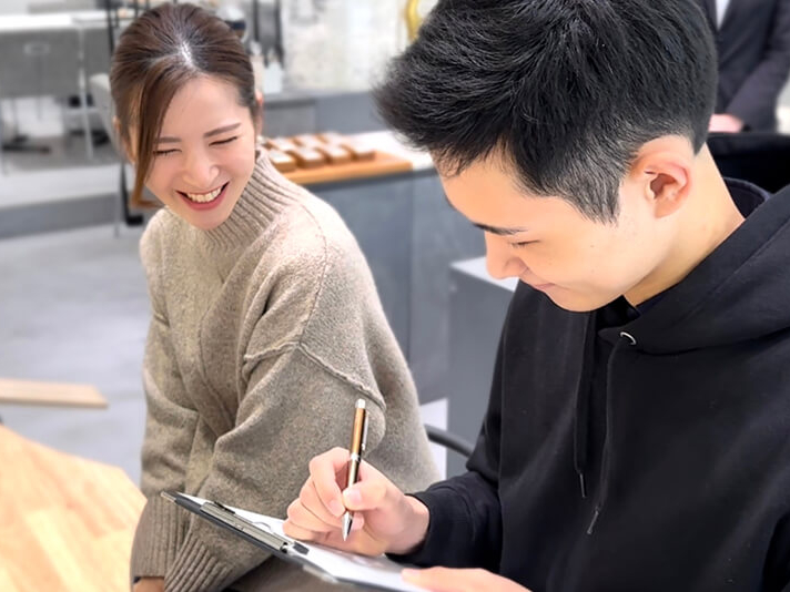 アンケートにご記入。好きな模様をお作りいただけます