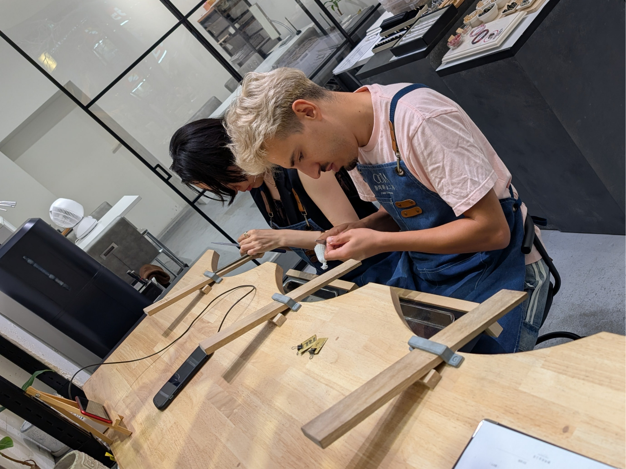 お互いの指輪をつくるのも人気です!