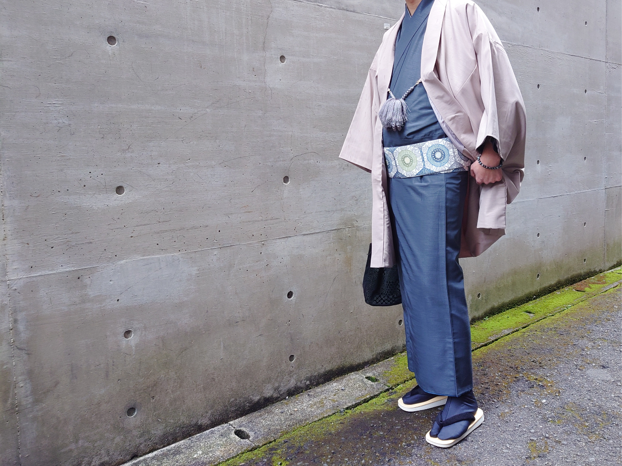 WAEKKAIWi̊pтo܂Bтf悤A̓VbNȂ̂葵Ă܂B